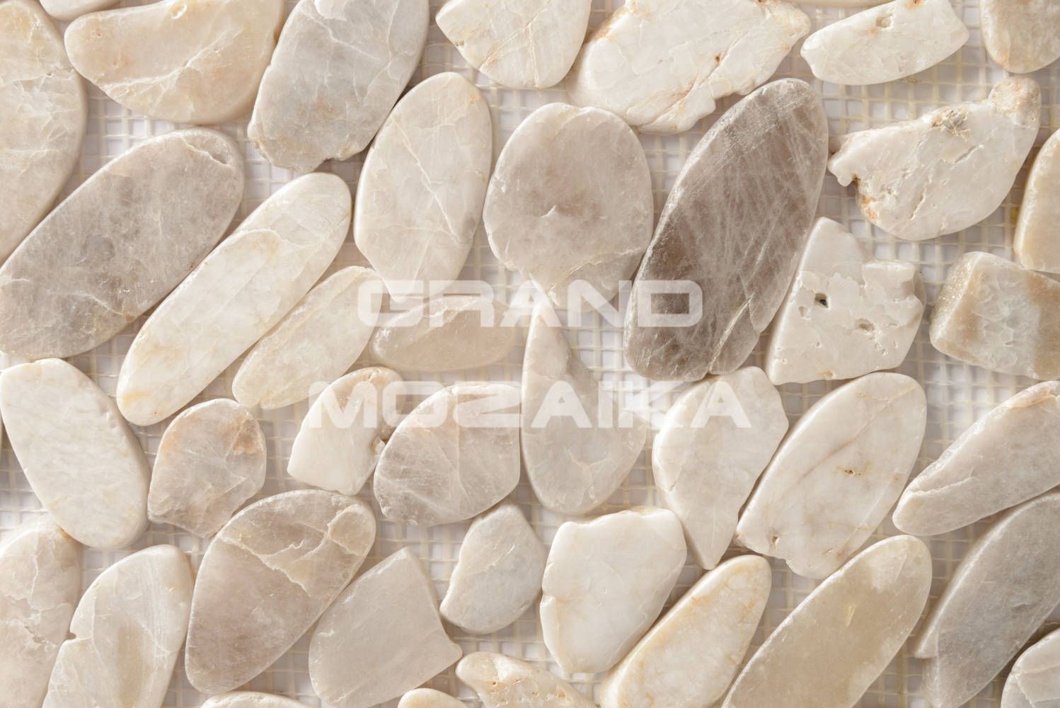 Мозаика 052385 MS00-1 BCP ГАЛЬКА овал белая шлифованная серия Nature